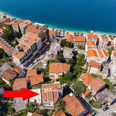 Apartments And Room Sun & Sea Podgora Esterno foto
