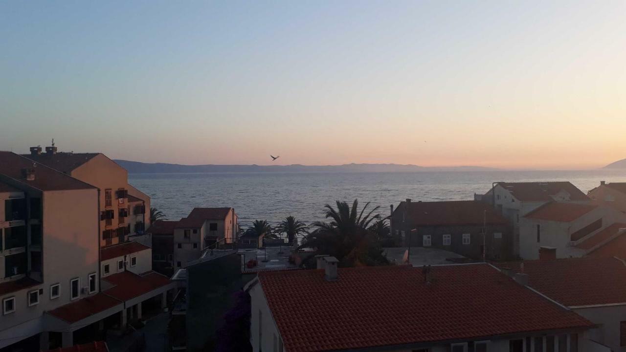 Apartments And Room Sun & Sea Podgora Esterno foto